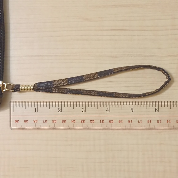 🆕 Mickey Mouse Wristlet Pouch Case Bag Purse Wallet Clutch - Picture 9 of 9